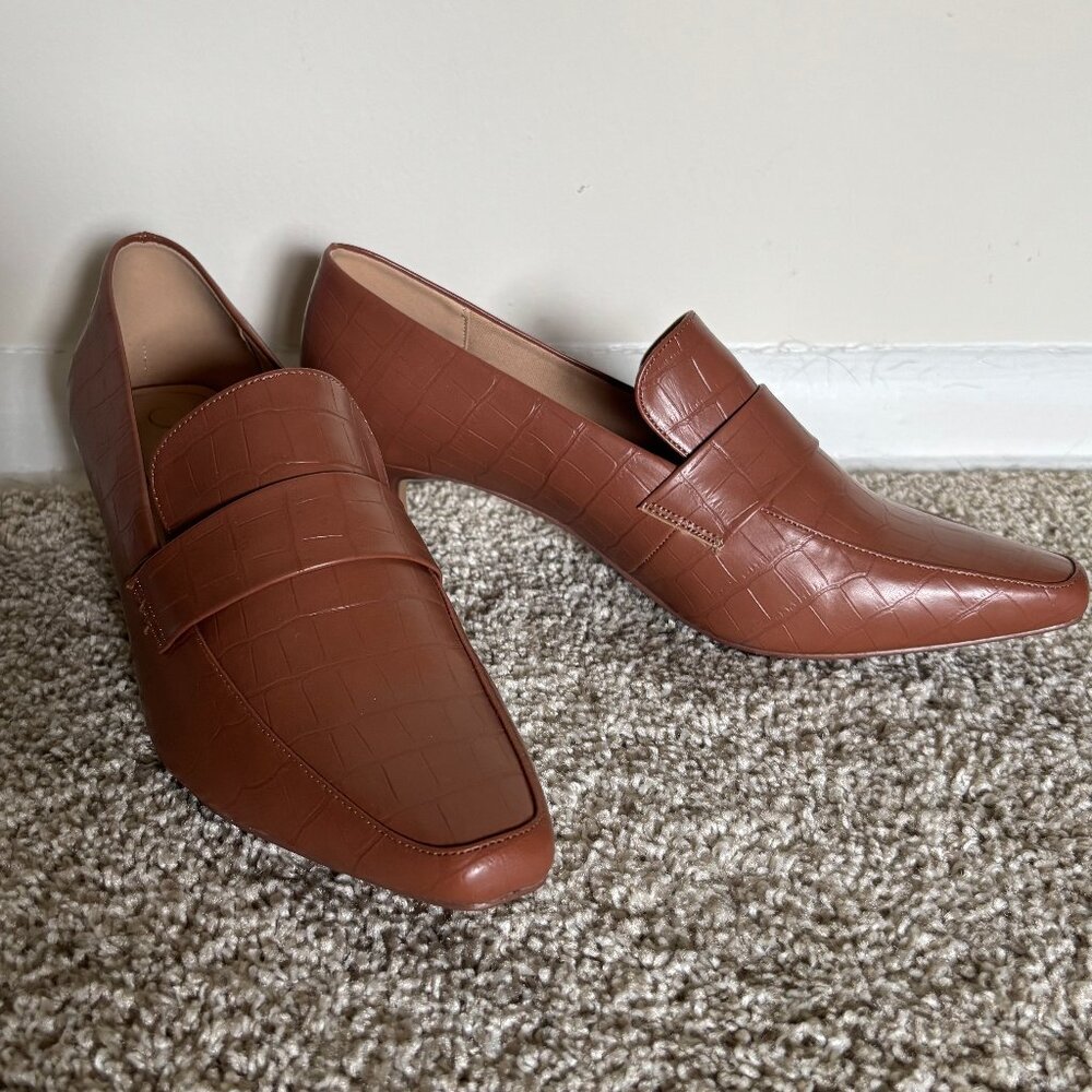 Journee Celina Pump